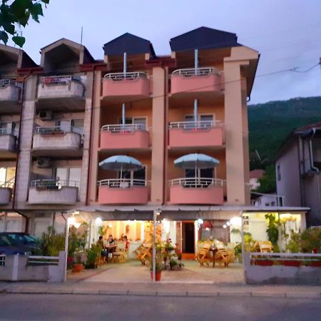 Apartmani Bakule Peštani المظهر الخارجي الصورة