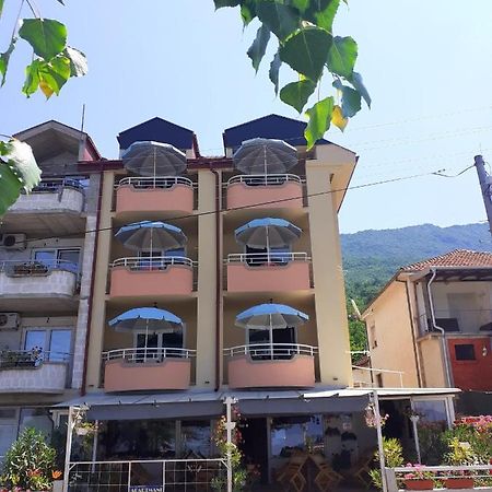 Apartmani Bakule Peštani المظهر الخارجي الصورة