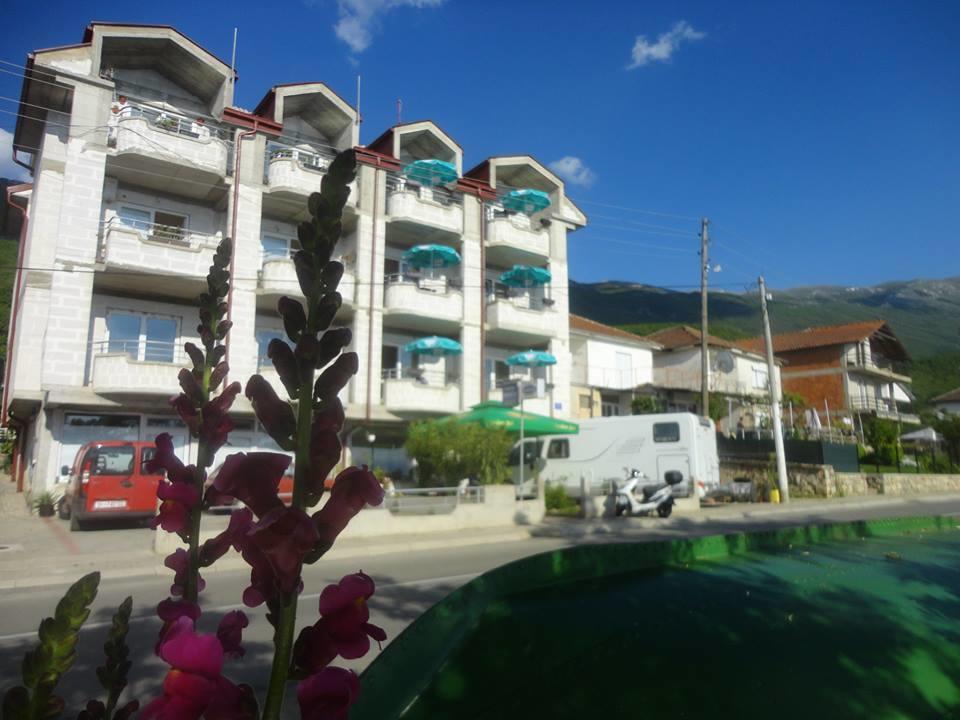 Apartmani Bakule Peštani الغرفة الصورة